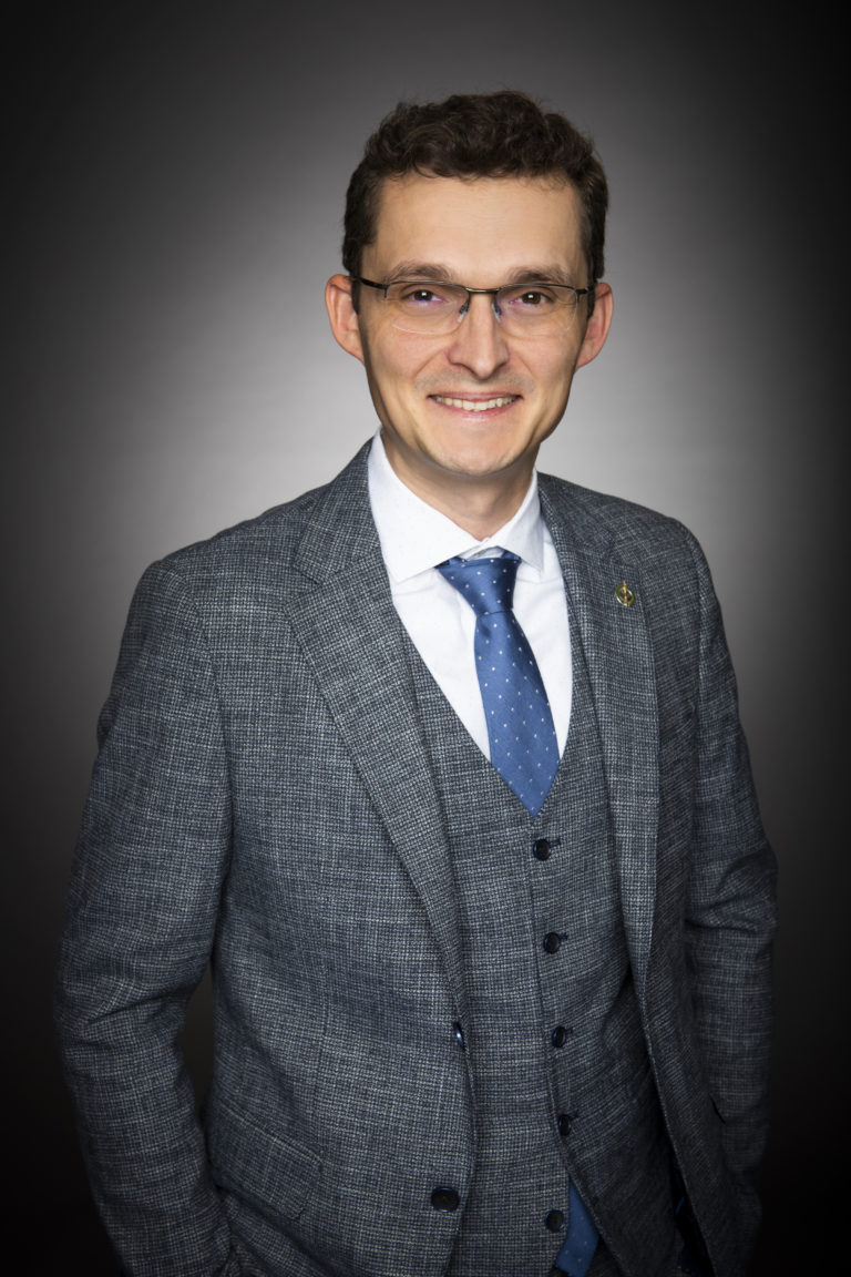 Home — Tom Kmiec, MP